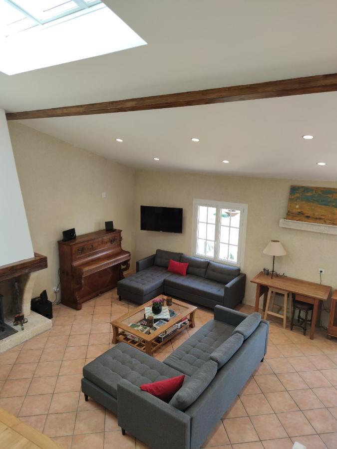 Villa Domaine des Prés de Joussac - Protocole sanitaire strict à Jau-Dignac-et-Loirac Extérieur photo