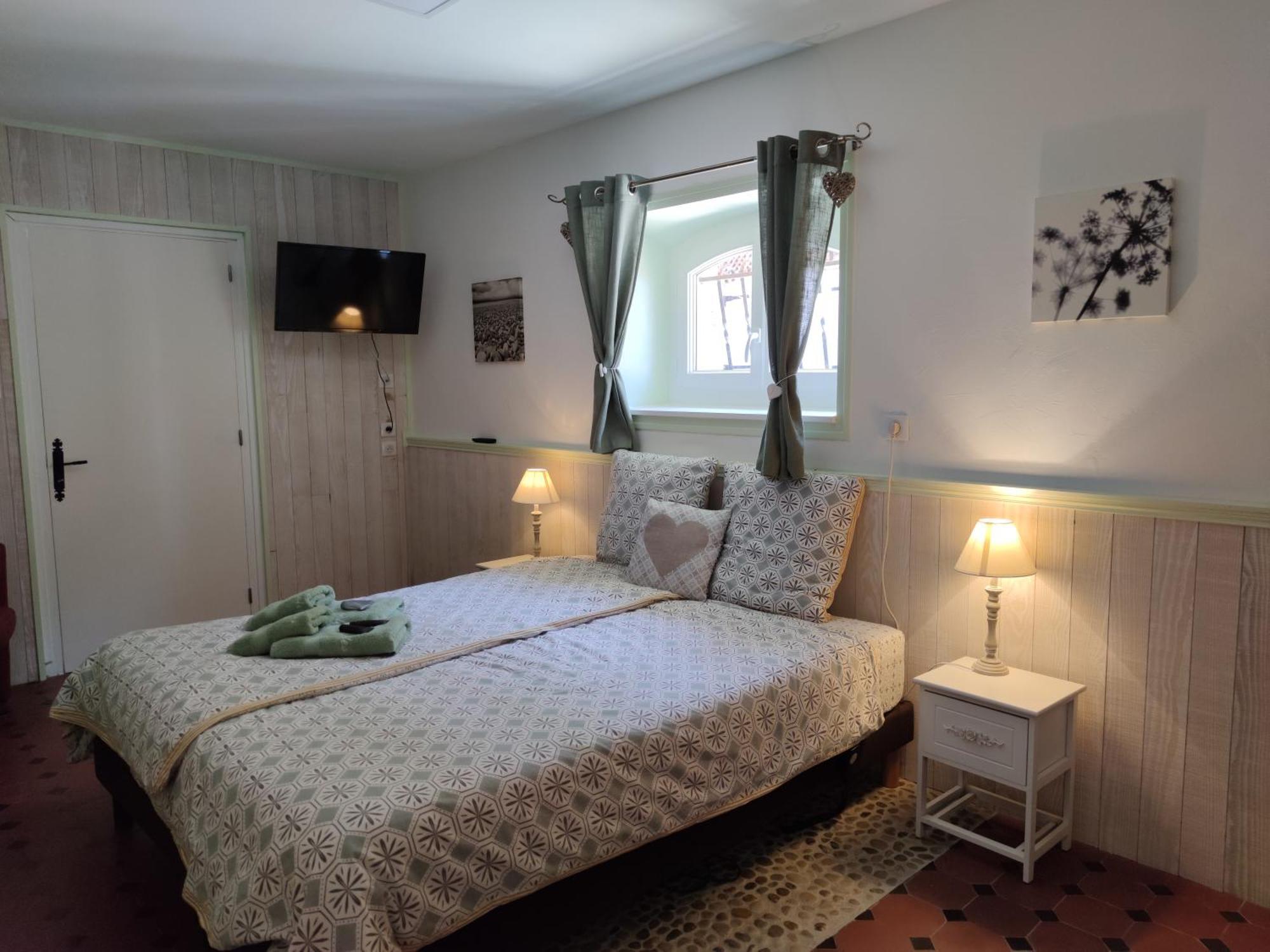 Villa Domaine des Prés de Joussac - Protocole sanitaire strict à Jau-Dignac-et-Loirac Extérieur photo